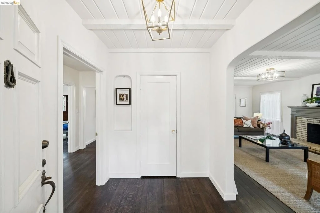 Photo of 2380 Leimert Blvd