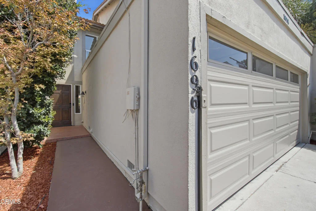 Photo of 1696 Bridgeport Lane