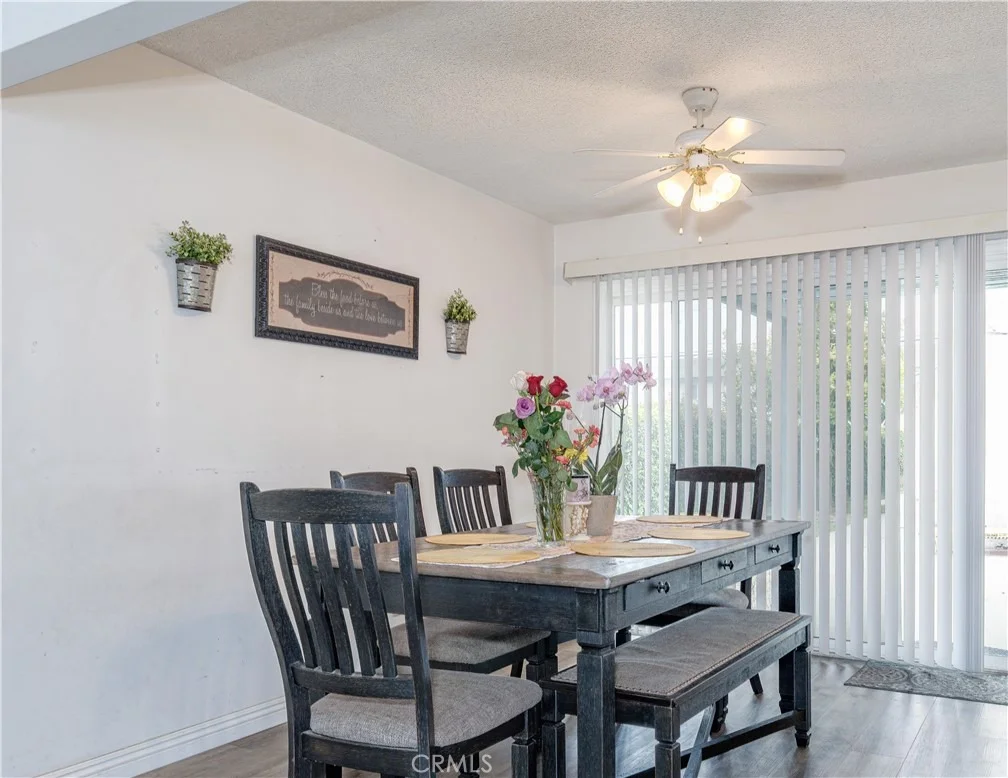 Photo of 10921 Walnut