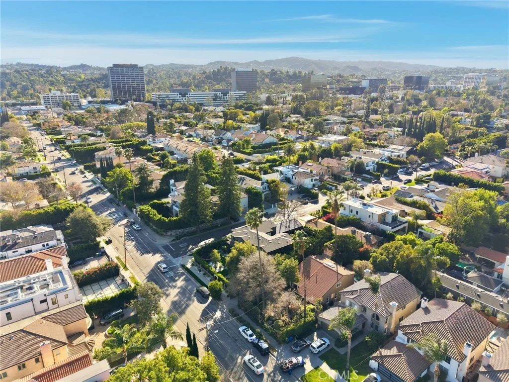 Photo of 4963 Haskell