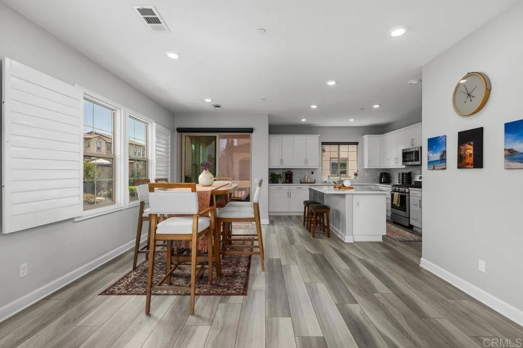 Photo of Unit 1 at 4374 Nautilus Way