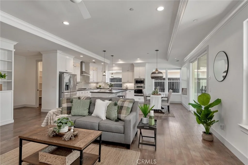 Photo of 1941 Waxwing Way
