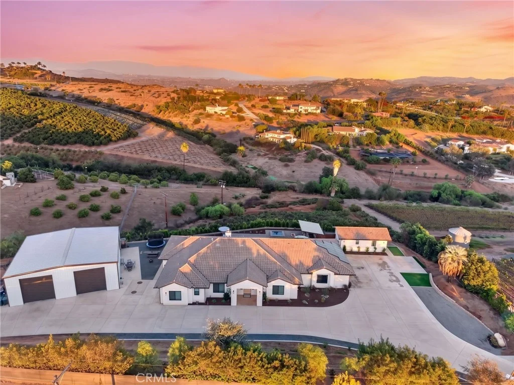 Photo of 4574 Valle Del Sol