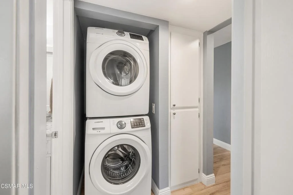 Photo of Unit 21 at 2731 Erringer Road