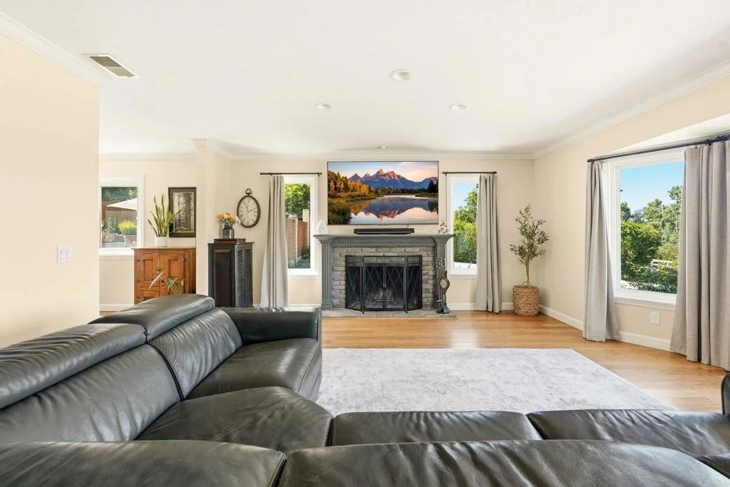 Photo of 16960 Whirlwind Lane