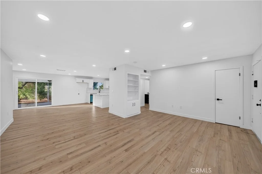 Photo of 26790 Oakmont Drive