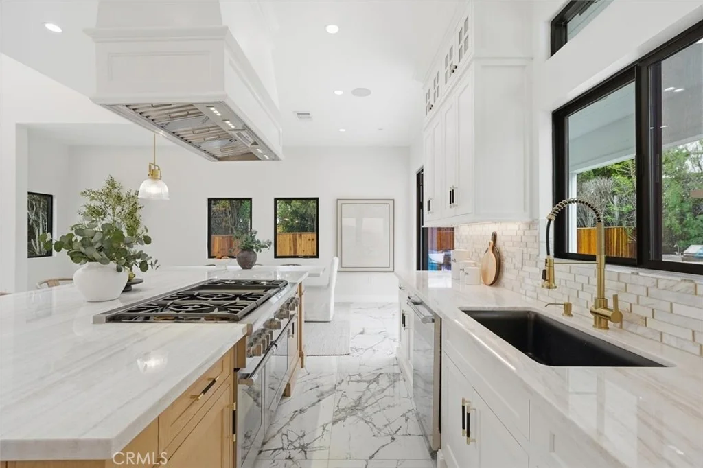 Photo of 2126 Havemeyer Lane