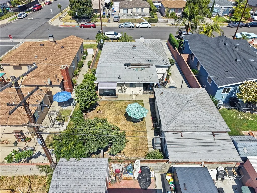 Photo of 2458 Gaspar Avenue