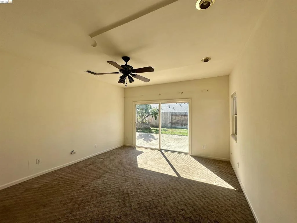 Photo of 17580 Wild Oak Dr