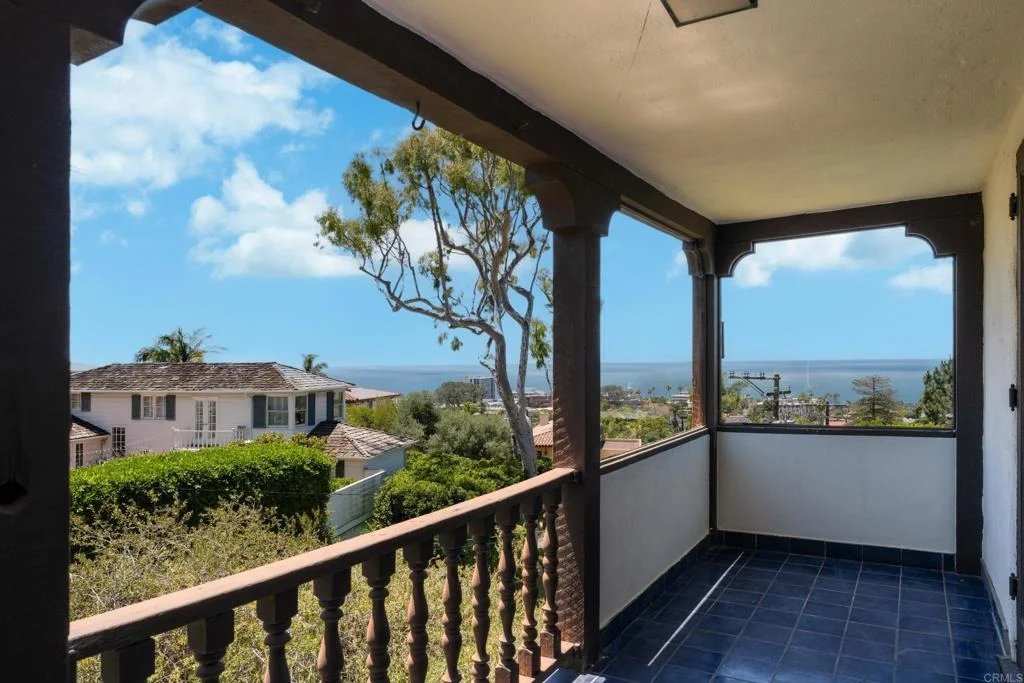 Photo of 1406 La Jolla Knoll
