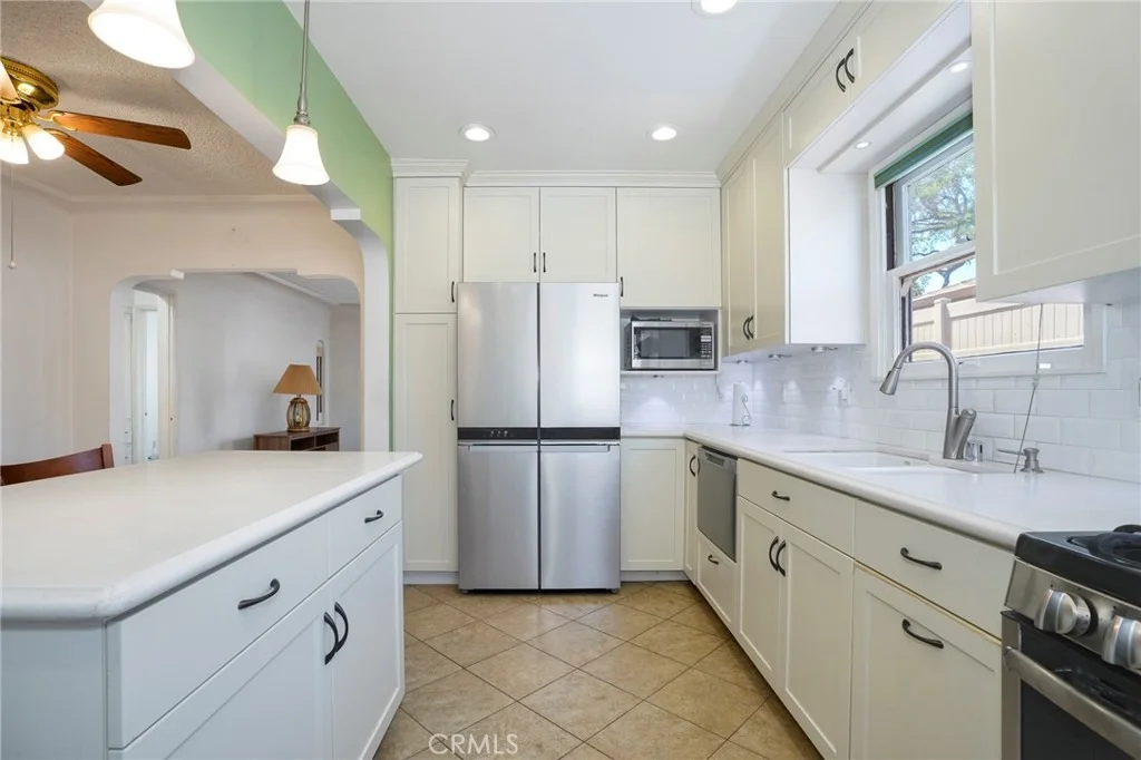 Photo of 10120 Hunt Avenue