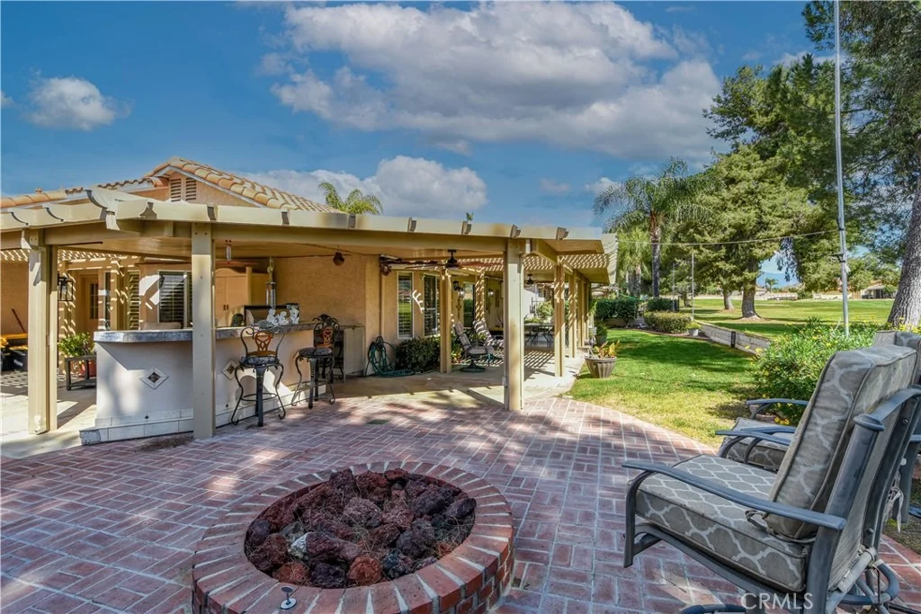 Photo of 2591 Peach Tree