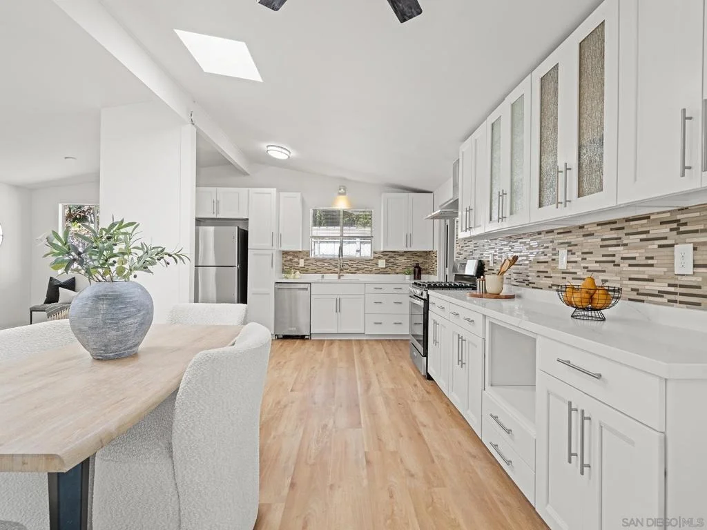 Photo of 9342 Fermi Ave