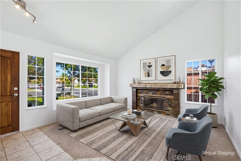 Photo of 40120 Paseo Del Sol