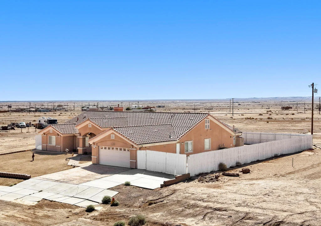 Photo of 1251 Riviera Circle