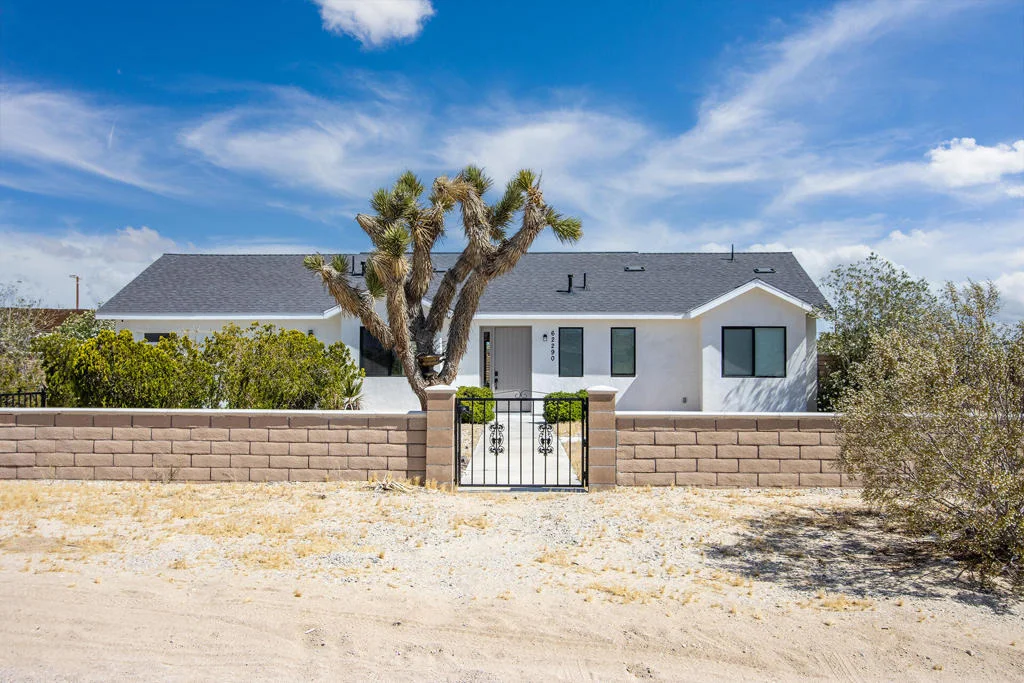 Photo of 62290 Crestview Drive