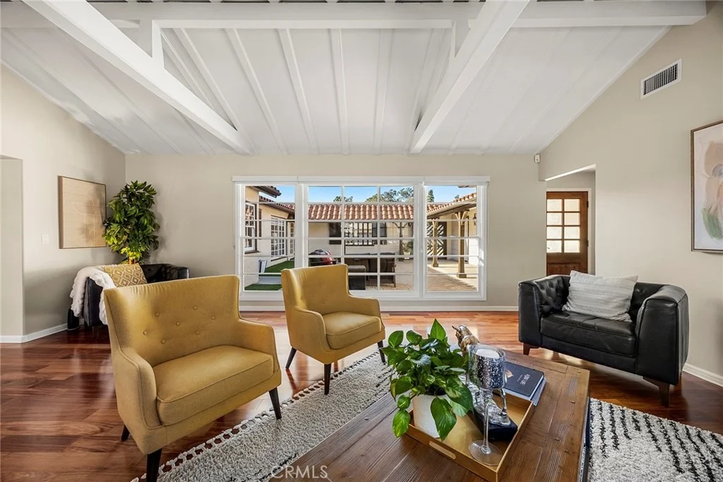 Photo of 136 Miramonte Drive