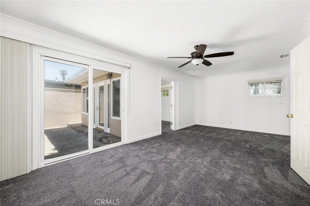 Photo of 1238 N Studebaker
