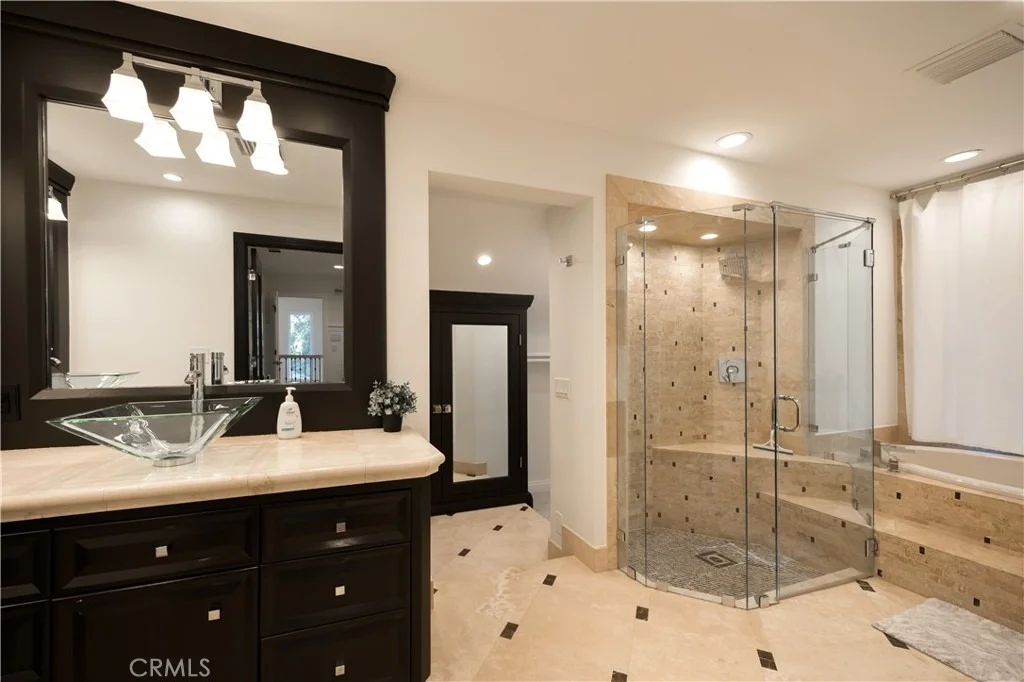 Photo of 27598 Meadow Bay