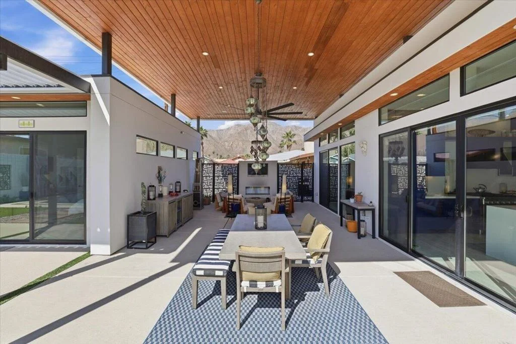 Photo of 54905 Avenida Obregon