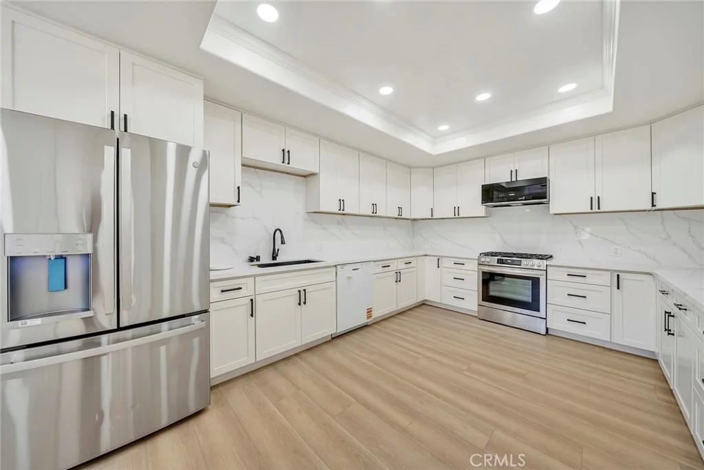 Photo of 188 W Arthur Avenue