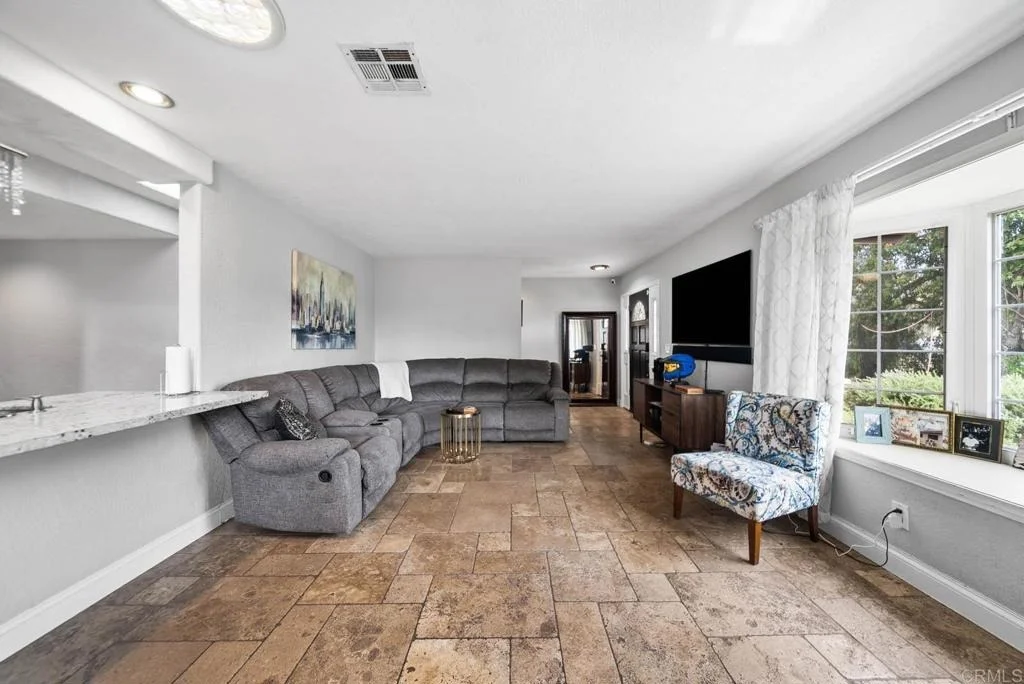 Photo of 10820 Dutton Drive