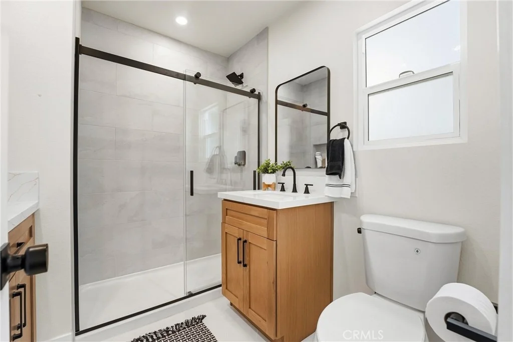 Photo of 1639 W Hill Avenue
