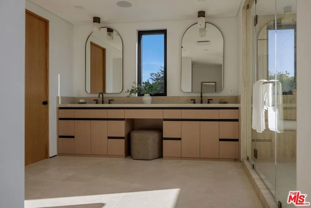 Photo of 8636 Edwin Drive