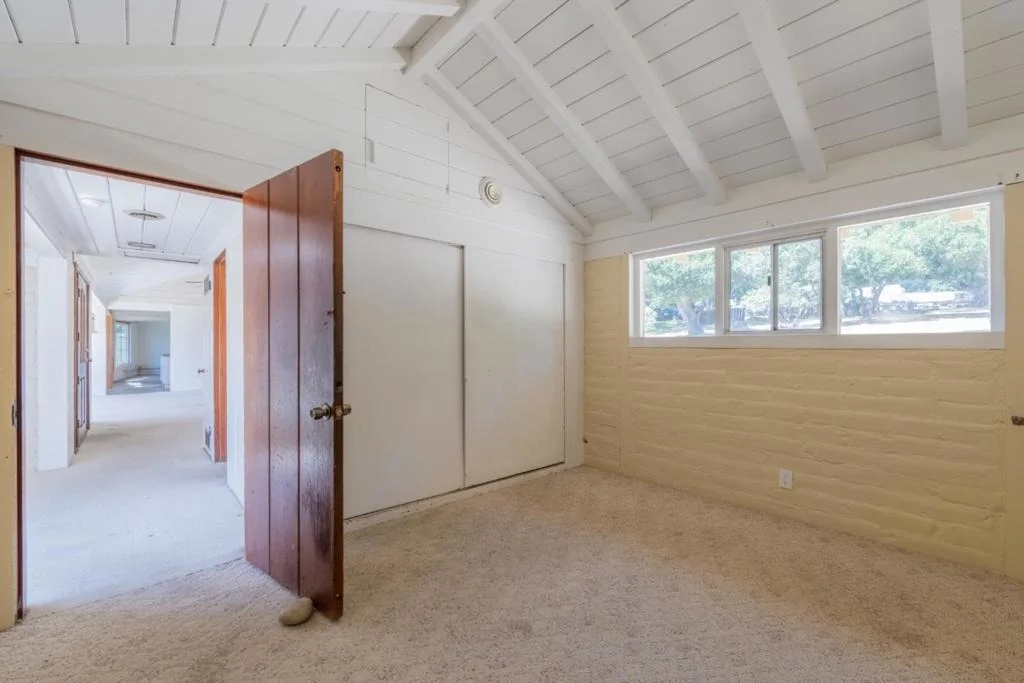 Photo of 72 Los Laureles Grade