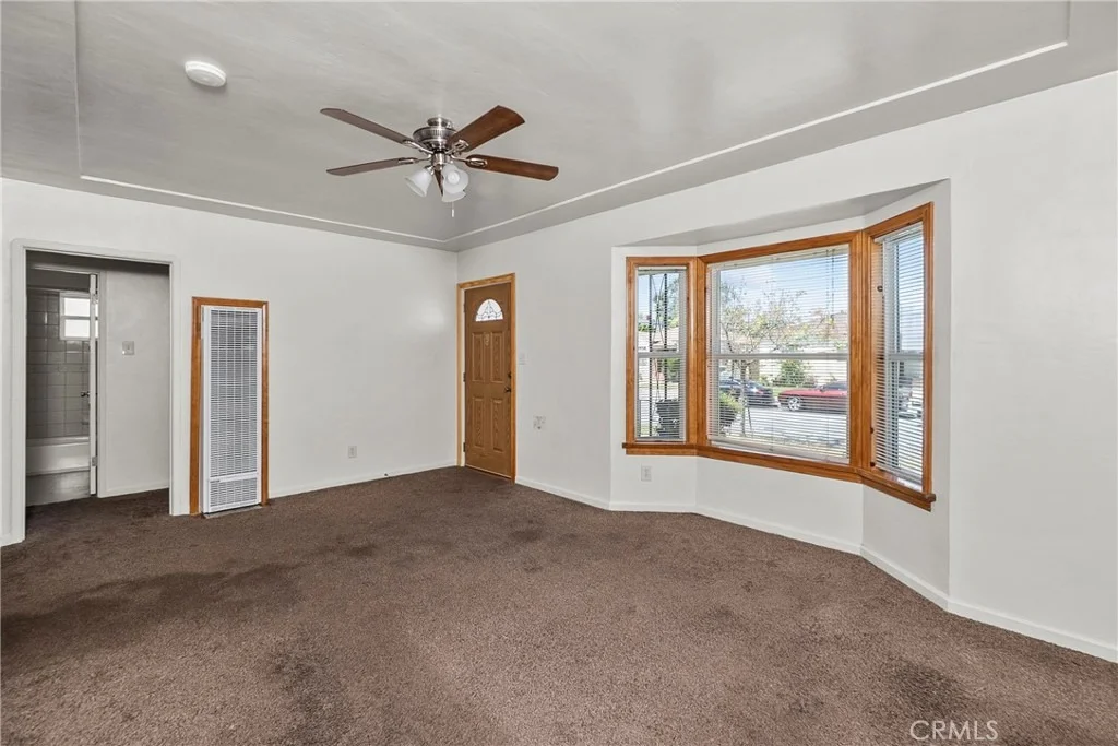 Photo of 2013 W Hereford Drive