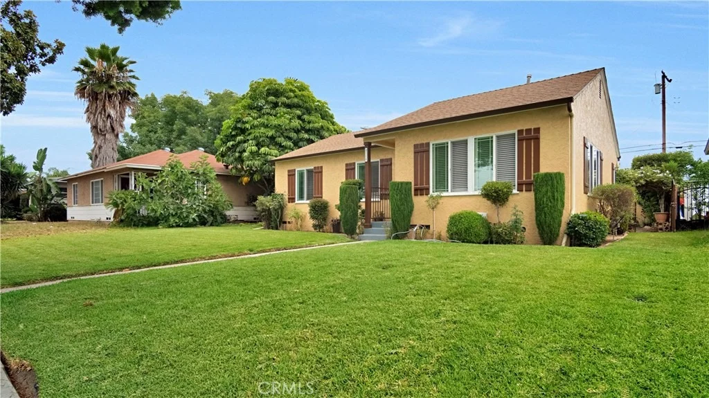 Photo of 9714 Paramount