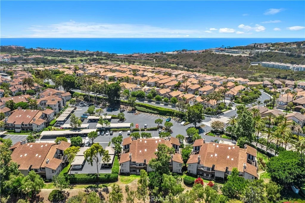 Photo of Unit F at 4 Corniche Drive