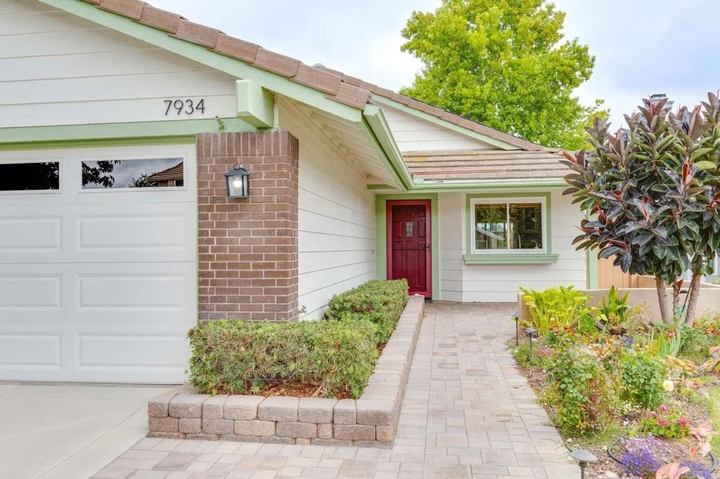 Photo of 7934 Calle Posada