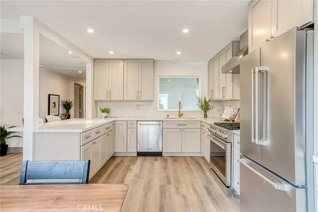 Photo of 25112 Northrup Drive