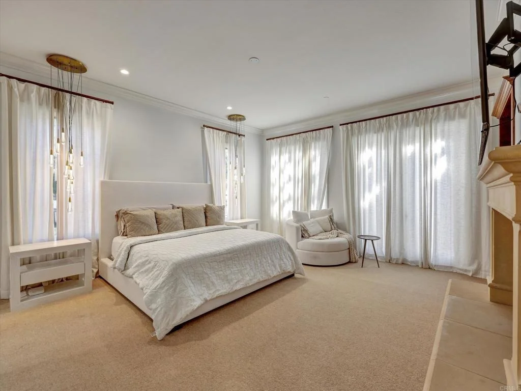 Photo of 17839 La Amapola