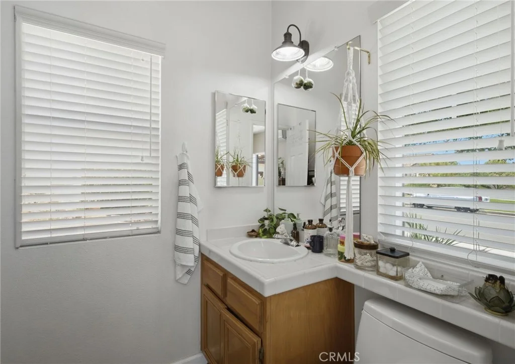 Photo of 37709 Oxford Drive