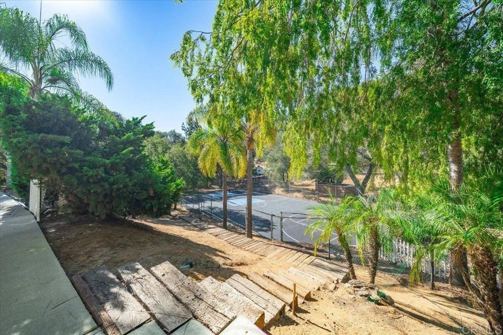 Photo of 1841 Tecalote Drive