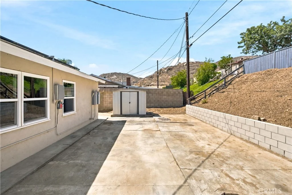Photo of 5945 Paramount Drive