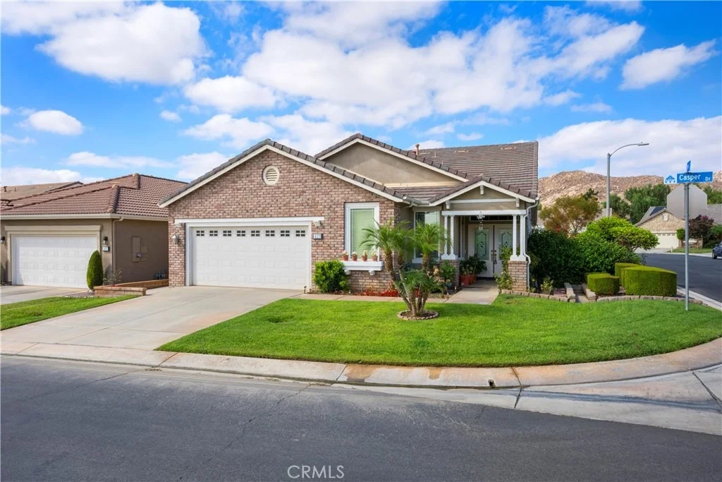 Photo of 423 Casper Drive