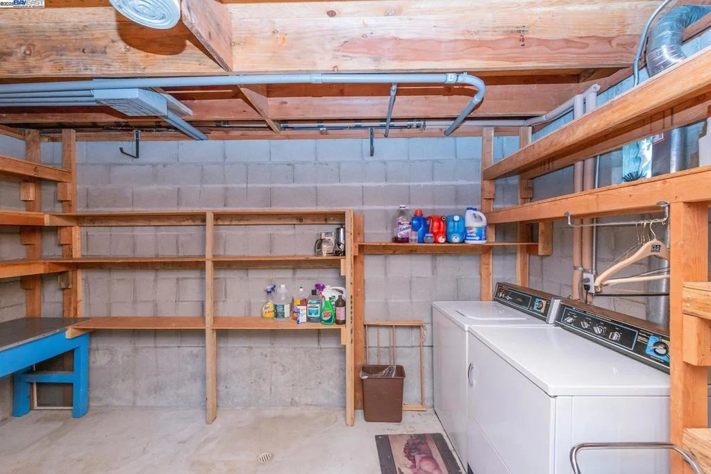 Photo of 8341 East Side Rd