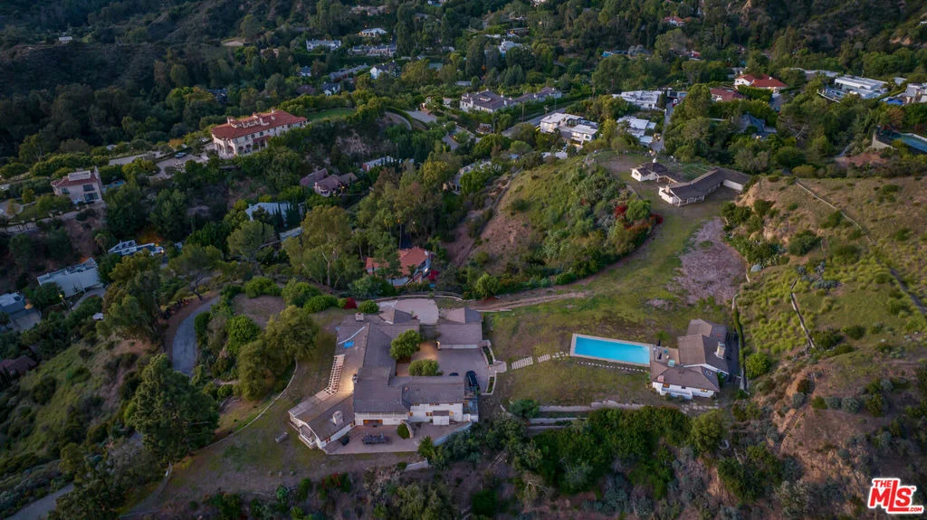Photo of 9501 Gloaming Drive