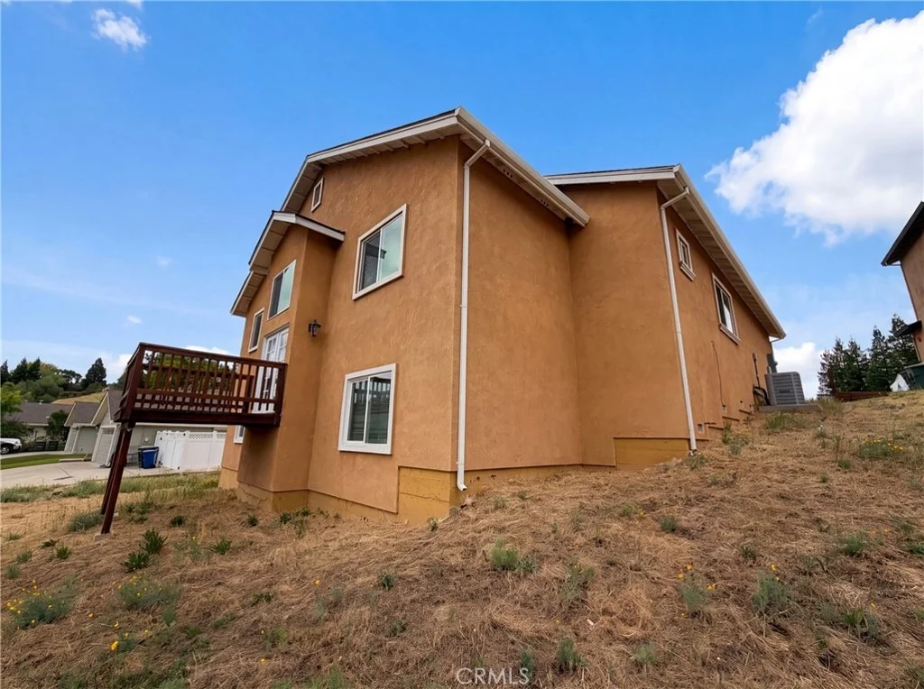 Photo of 257 Sutter W
