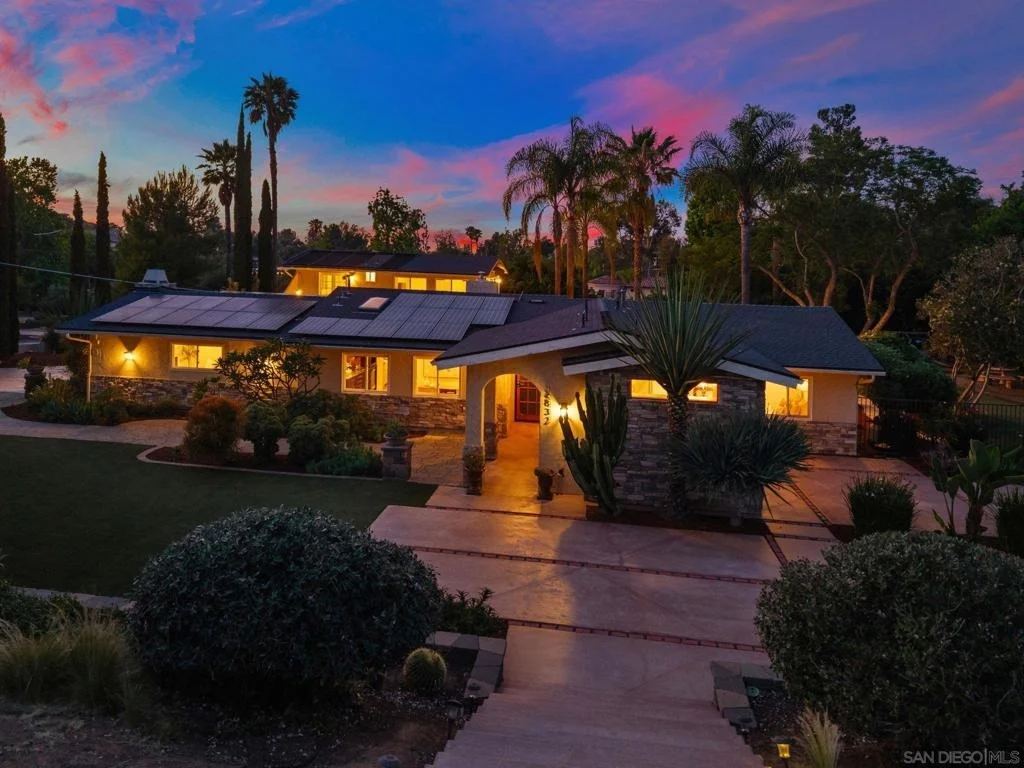 Photo of 12832 Stone Canyon Rd