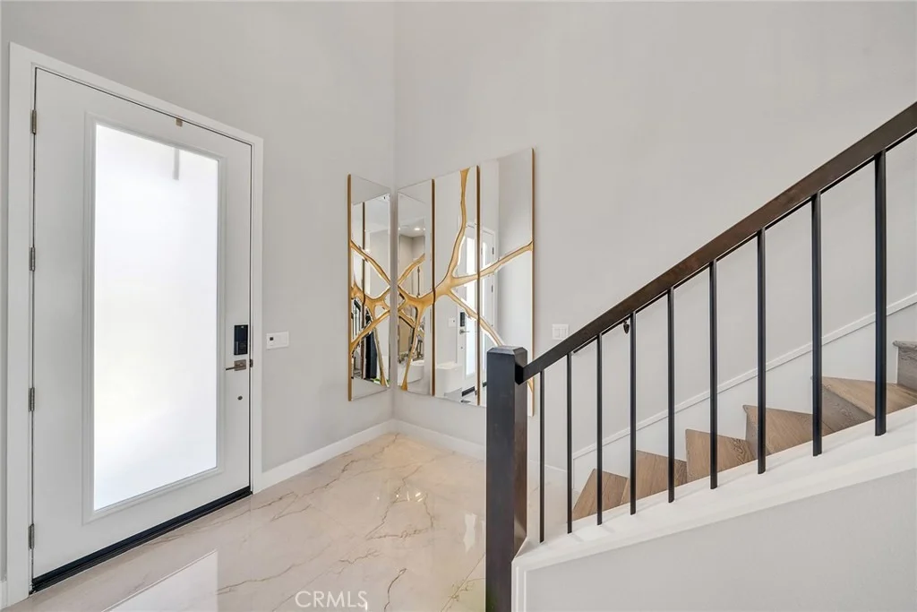 Photo of 220 Amber Oak