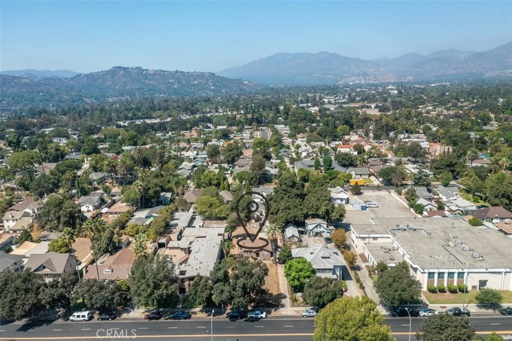 Photo of 823 N Orange Grove Boulevard