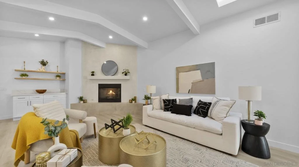 Photo of 4909 Pacifica