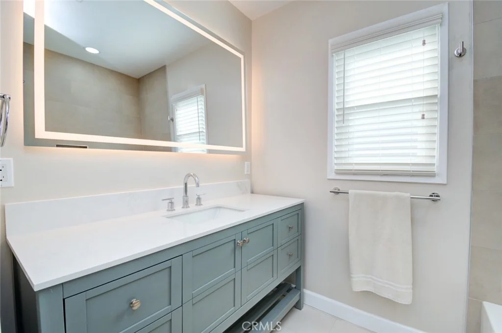 Photo of 306 W Porter