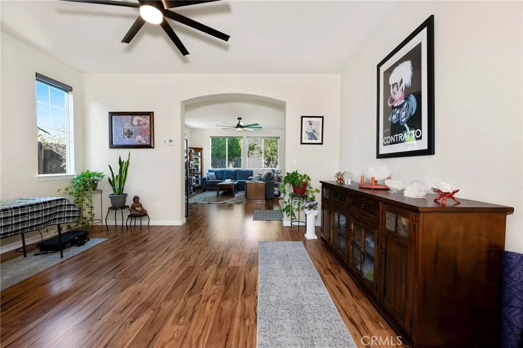 Photo of 634 Salomon Dr