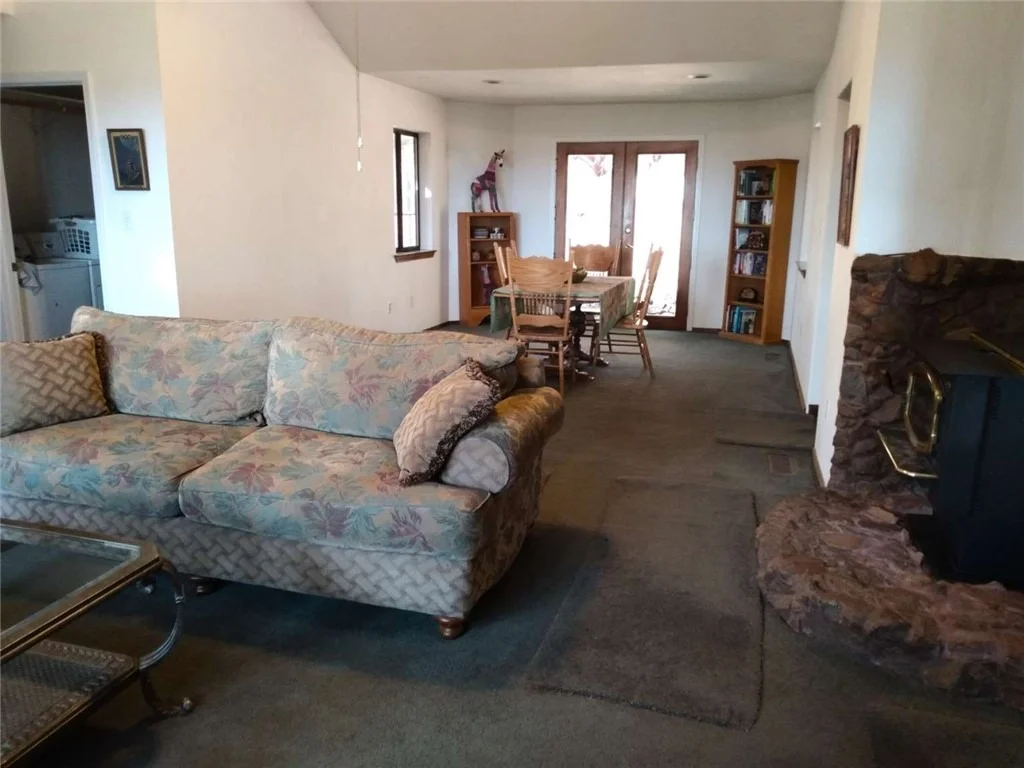 Photo of 16934 Hofacker Lane