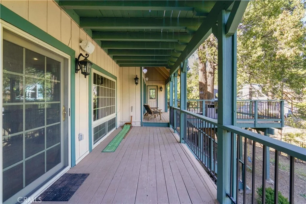 Photo of 135 S Fairway Drive